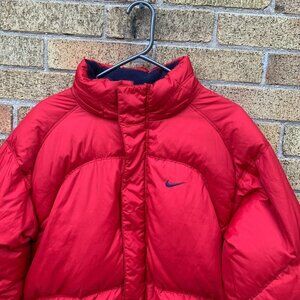 Vintage Nike Puffer Jacket XL Red
